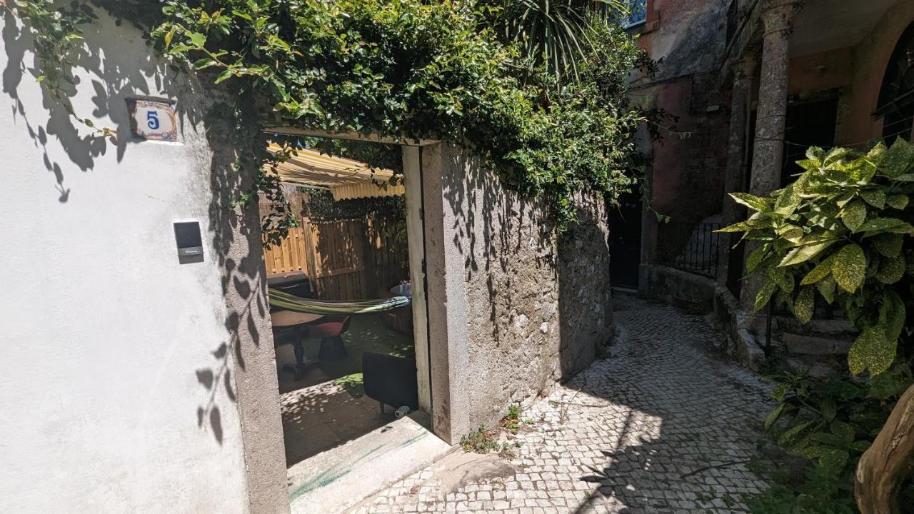 Tiny Smart Home, Private Garden & Outside Jacuzzi. Center Sintra! Exteriör bild